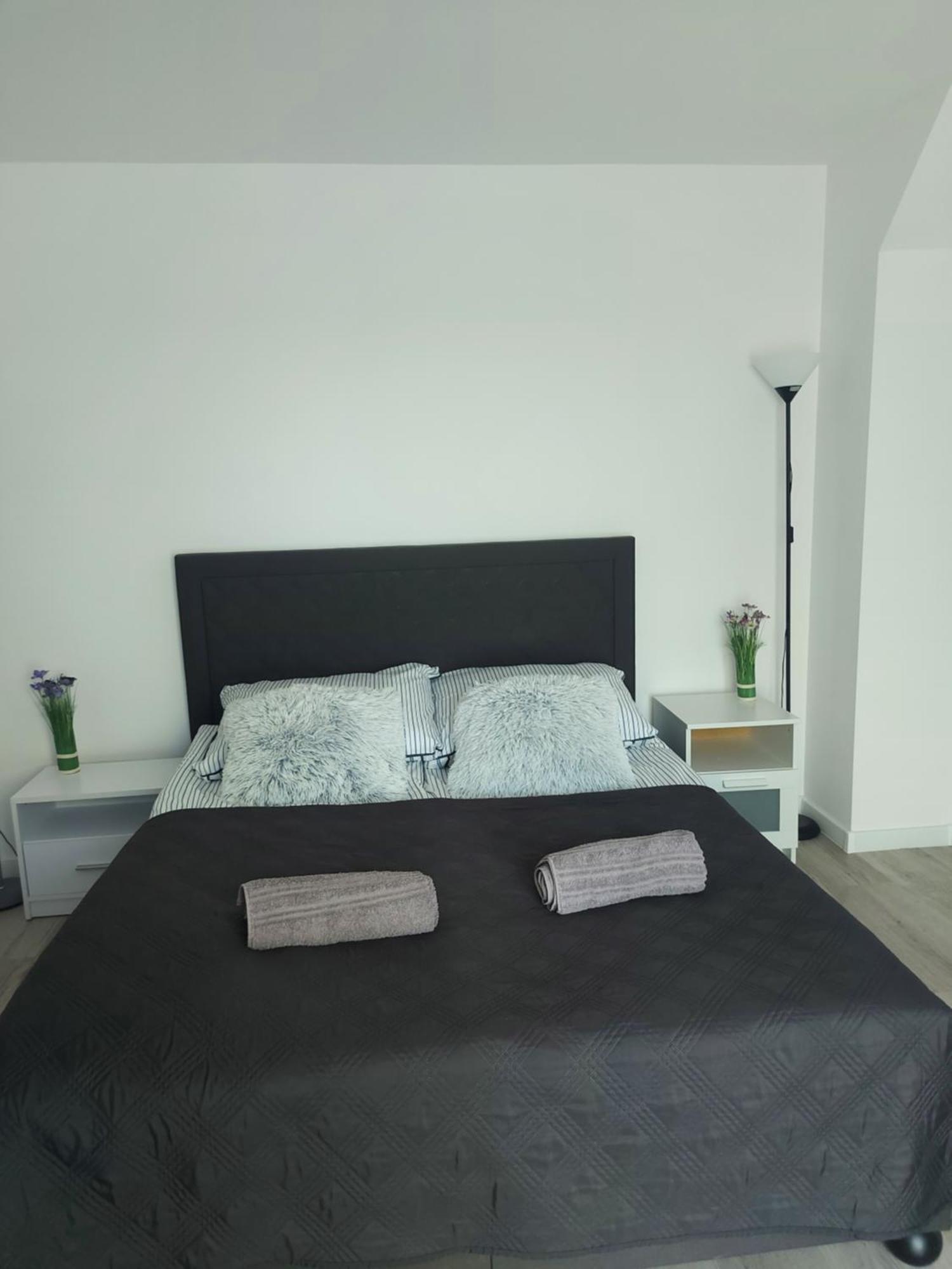 Pokoje I Apartamenty Matdar Mikołajki Habitación foto